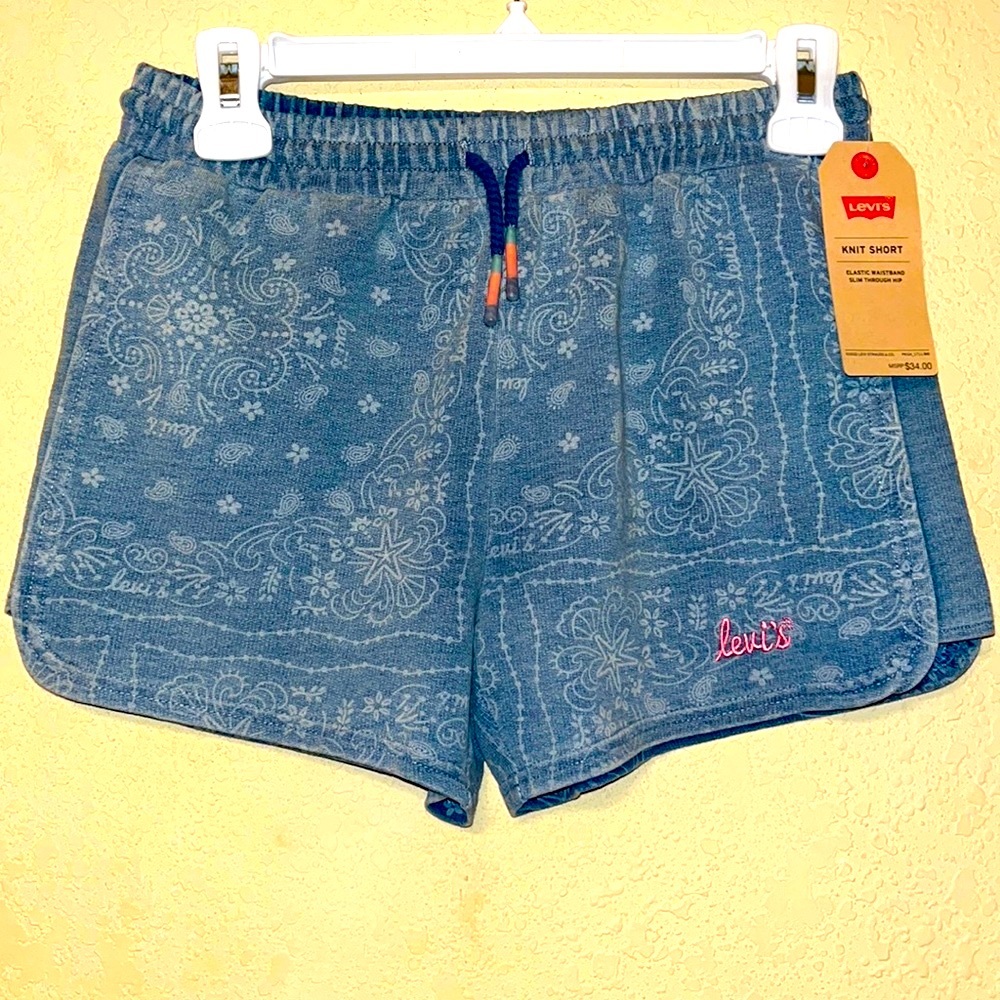 Levi knit shirt girls 12-13 yes old